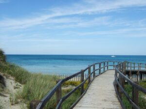 Apulien Strand bei Fischzucht – Sento Wanderreisen