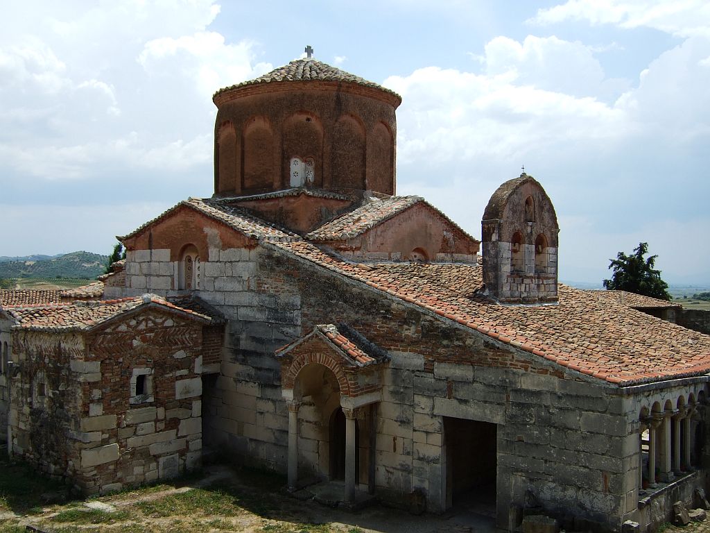 Albanien Ardenika Kloster Gebäude - Sento Wanderreisen