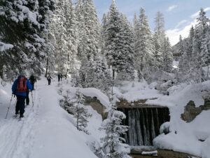 Winterreise Südtirol Villnöss beim Wandern - Copyright Mandy Rehork