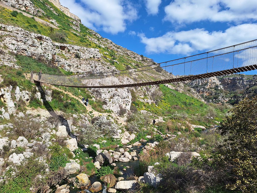 Wandern Italien Basilikata Matera Hängebrücke - Sento Wanderreisen