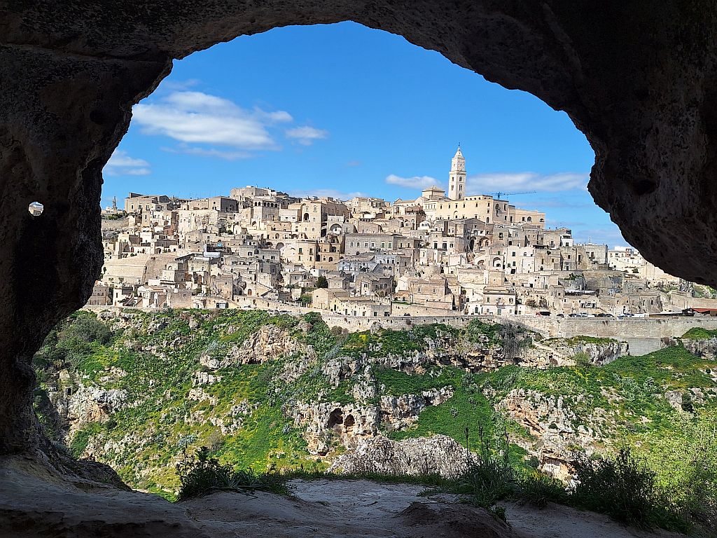 Wandern Italien Basilikata Matera aus Höhle - Sento Wanderreisen