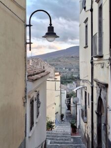 Wandern Italien Basilikata Melfi Gassen - Sento Wanderreisen