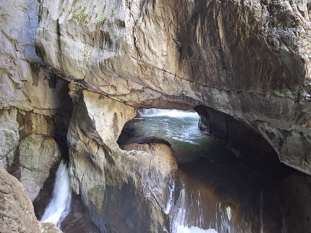 Wandern Slowenien Karst Skocjan Höhle Reka 1 - Sento Wanderreisen