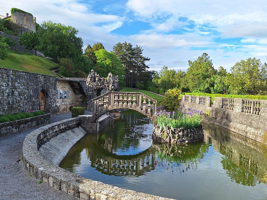 Wandern Slowenien Karst Stanjel Gärten 1 - Sento Wanderreisen