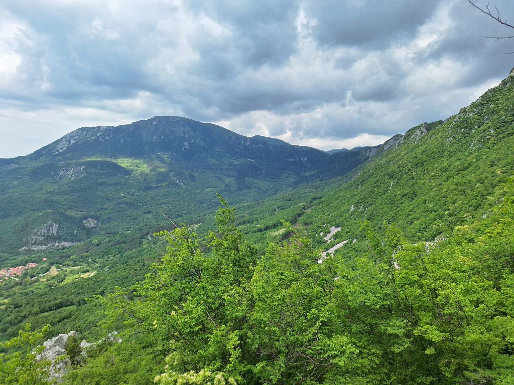 Wandern Slowenien Karst Wanderung Felsentor - Sento Wanderreisen