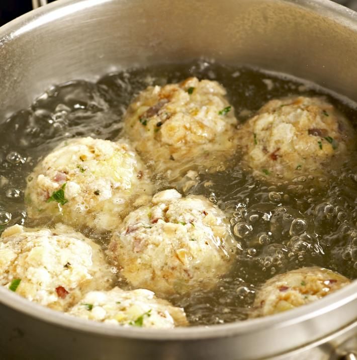 Südtirol Meran Knödel kochen - Copyright Lechnerhof Schenna