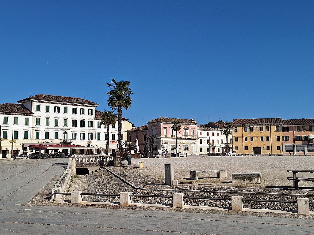 Wandern Italien Friaul Palmanova Piazza Grande 1 - Sento Wanderreisen
